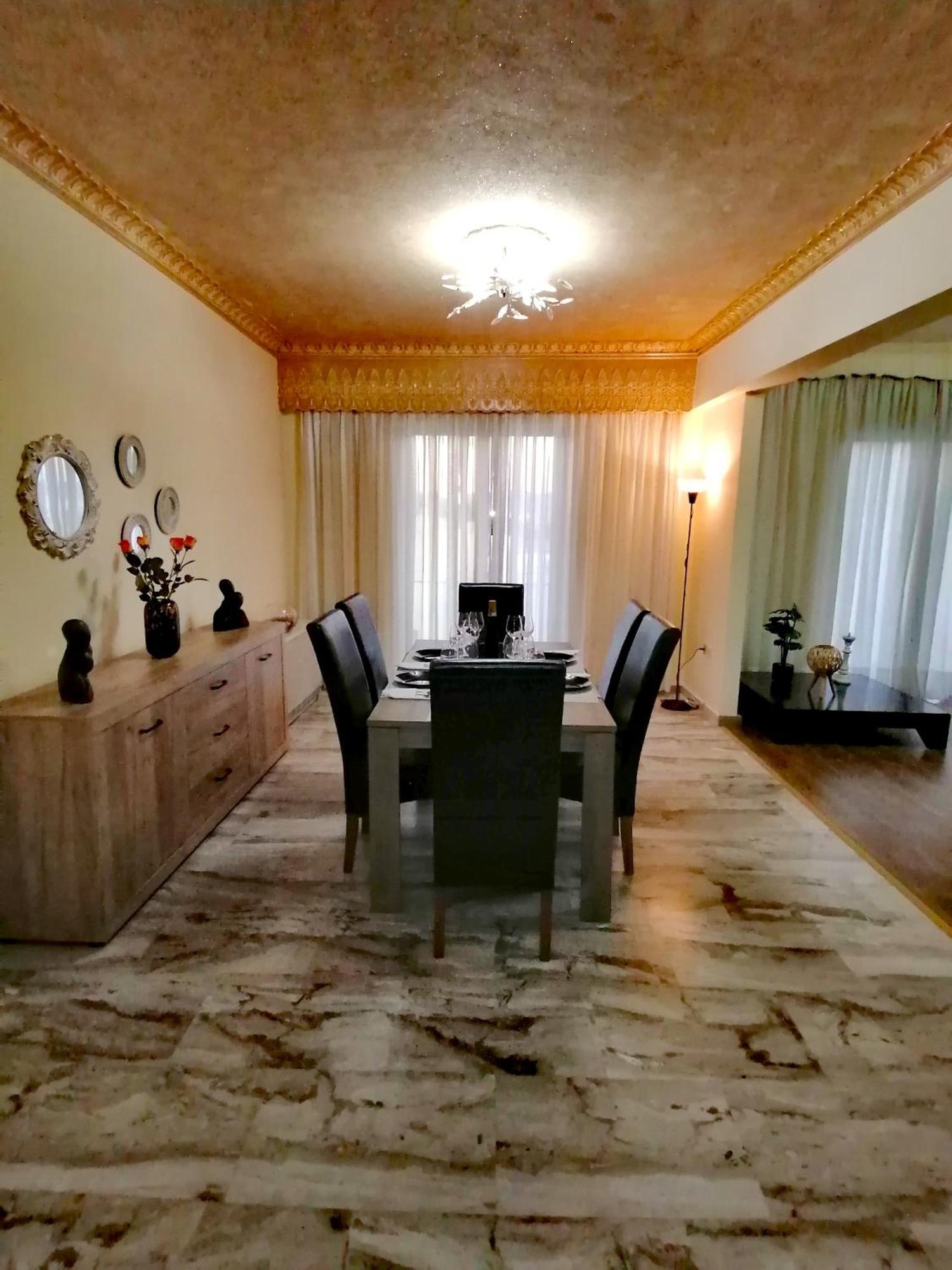 Anastasia'S Apartment Λαυριο Lávrion Buitenkant foto